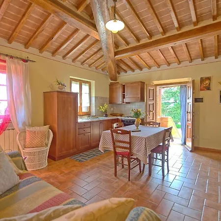 Battifollo Sleeps 12 Pool Air Con Wifi *