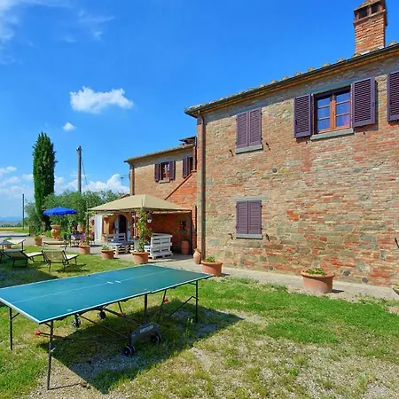 Battifollo Sleeps 12 Pool Air Con Wifi *