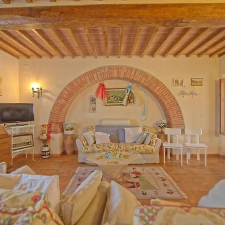 Battifollo Sleeps 12 Pool Air Con Wifi *