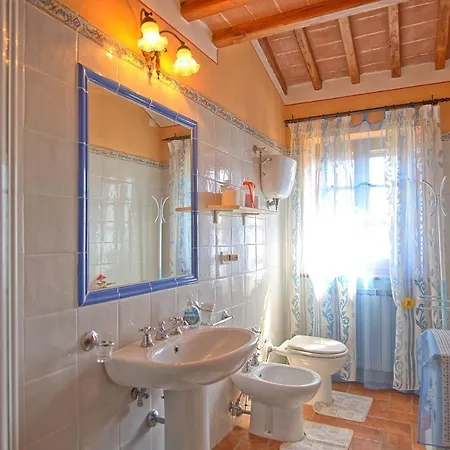 Battifollo Sleeps 12 Pool Air Con Wifi 哥尔顿